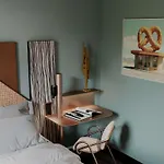 Tribe Centre Gare Hotel 4*