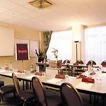 Tribe Centre Gare Hotel 4*