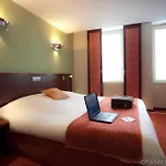 Tribe Centre Gare 4*
