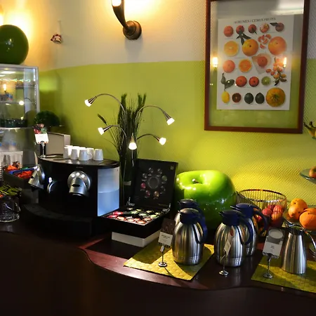 Mercure Centre Gare 4*