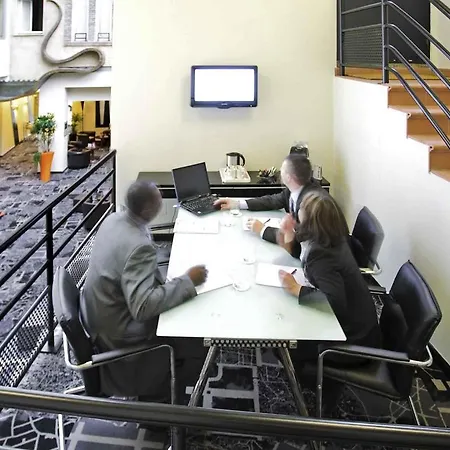 Tribe Centre Gare 4* Страсбург