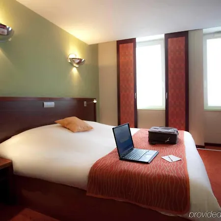 Tribe Centre Gare 4*