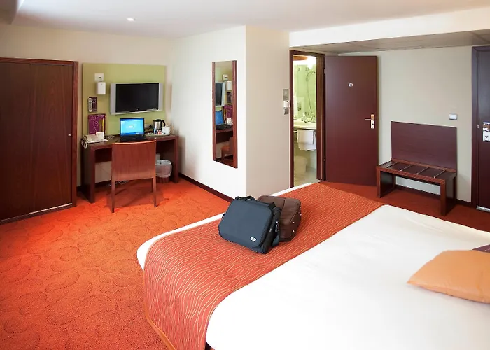 Mercure Centre Gare Hotel 4*