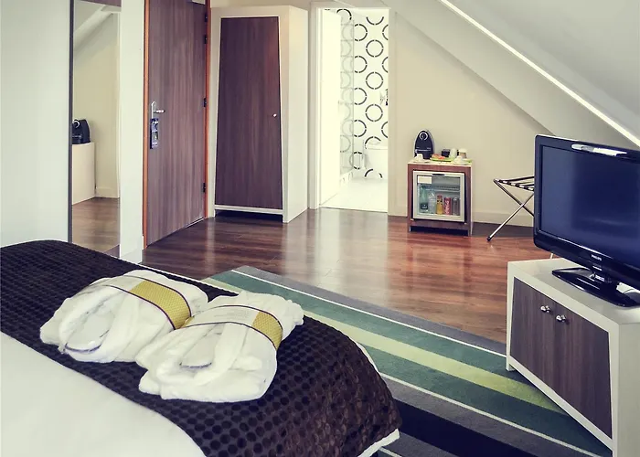 Mercure Centre Gare 4*