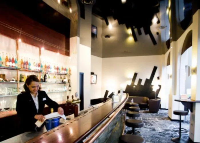 Mercure Centre Gare 4*