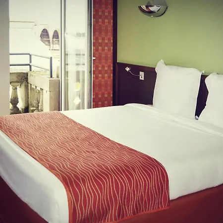 Mercure Centre Gare Hotell 4*