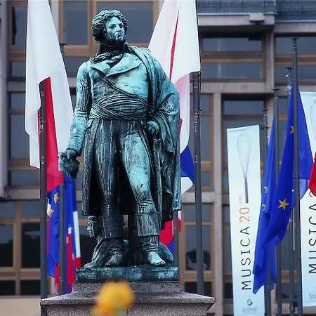 美居斯特拉斯堡中心火车站酒店