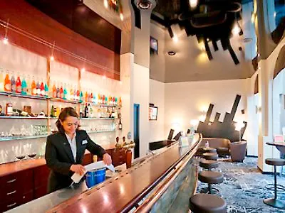 Tribe Centre Gare 4*